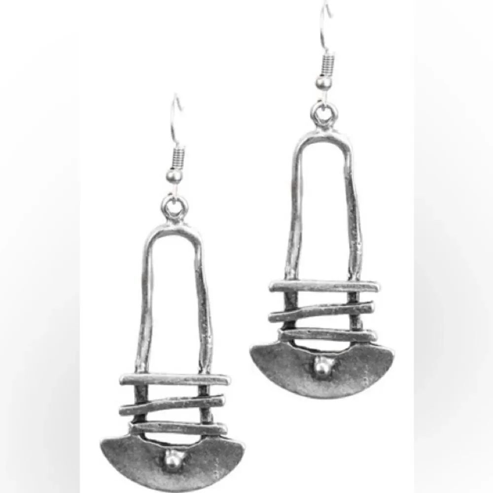 Boho dangle earrings N97